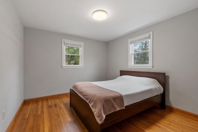 23 Monument Hill Rd, Chelmsford, MA 01824