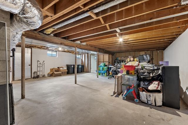 23 Monument Hill Rd, Chelmsford, MA 01824