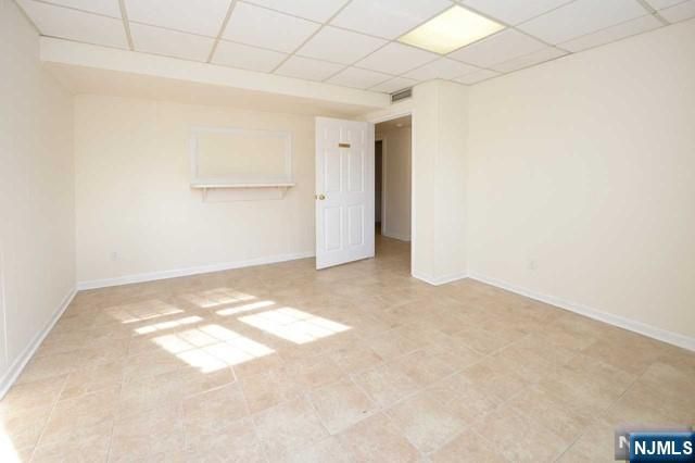 89 W Ridgewood Avenue, Ridgewood, NJ 07450