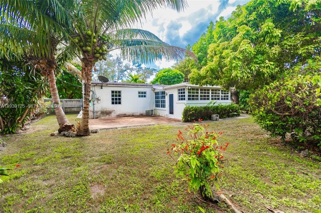 6765 SW 51st St, Miami, FL 33155