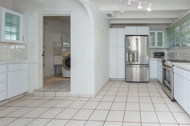 6765 SW 51st St, Miami, FL 33155