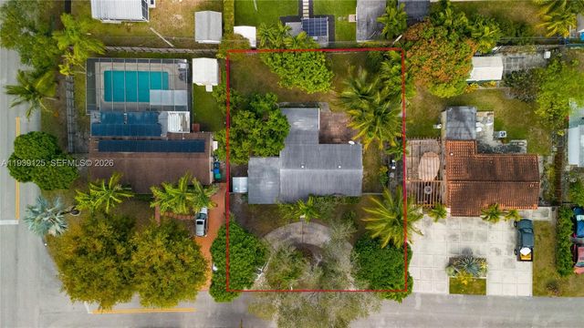 6765 SW 51st St, Miami, FL 33155