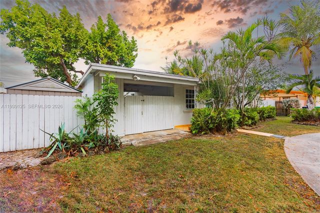 6765 SW 51st St, Miami, FL 33155