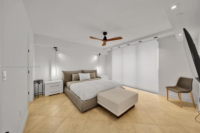 1830 S OCEAN DR 4704, Hallandale Beach, FL 33009