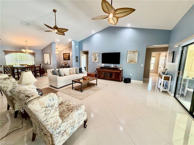 1302 Magnolia AVE, Lehigh Acres, FL 33972