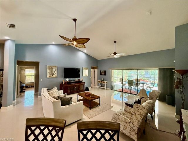 1302 Magnolia AVE, Lehigh Acres, FL 33972