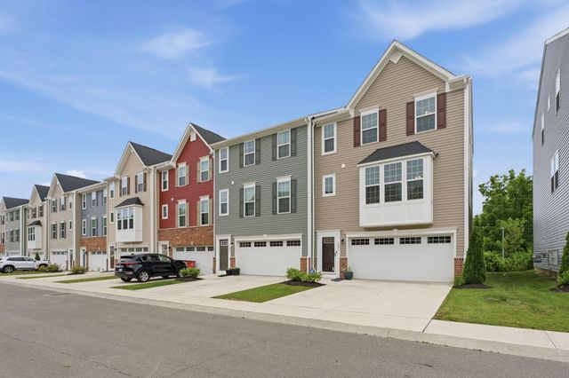 6831 Henley Drive, Reynoldsburg, OH 43068