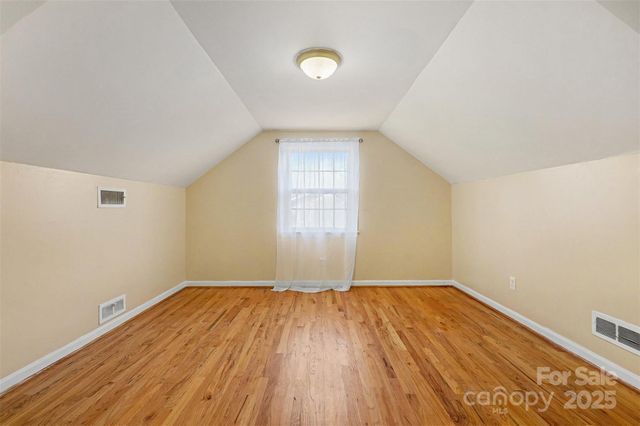 1215 Robinhood Circle, Charlotte, NC 28227