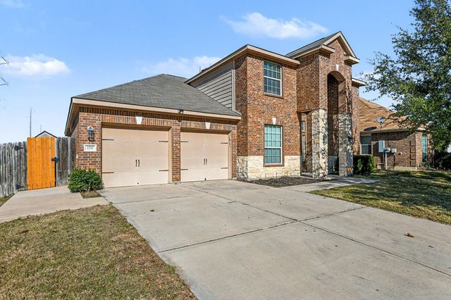 2717 Aspenhill Drive, Denton, TX 76209