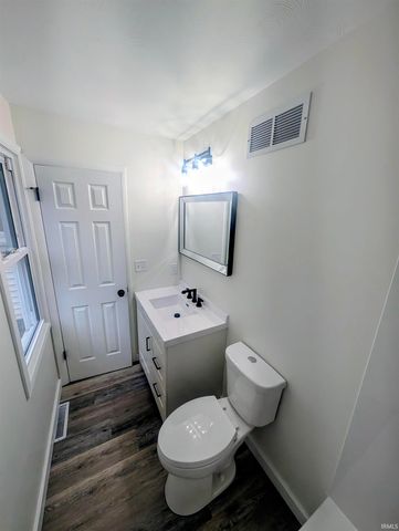 502 S 34th Street, South Bend, IN 46615