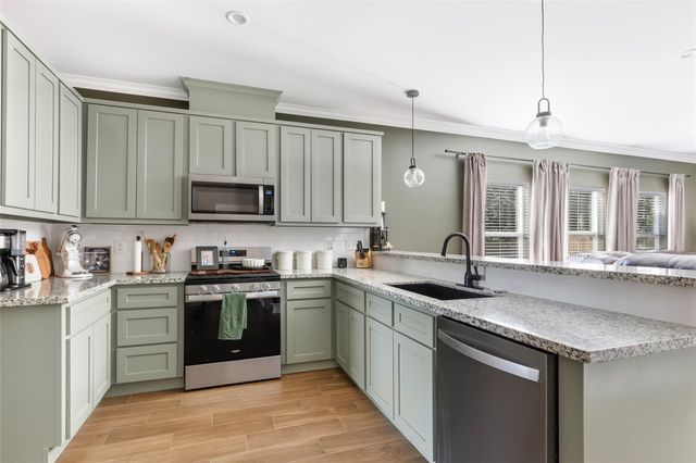 2201 Maple Avenue, Liberty, TX 77575