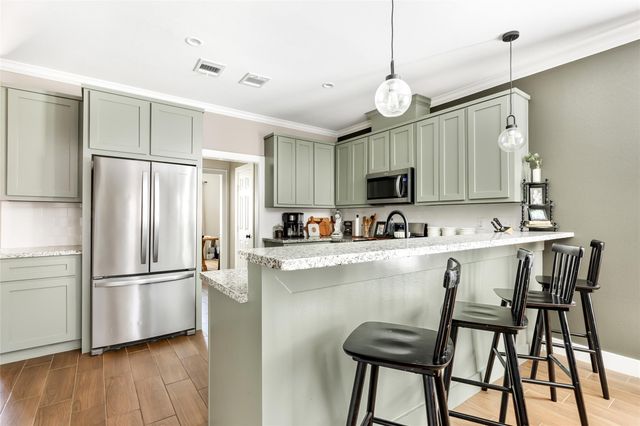 2201 Maple Avenue, Liberty, TX 77575