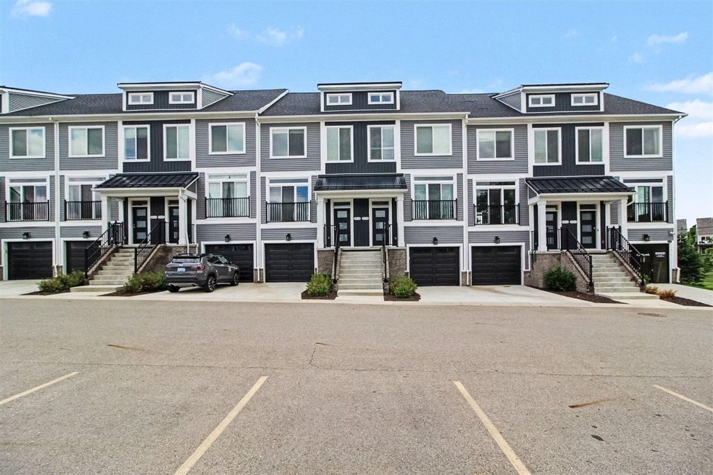 2717 Bristol Ridge Drive, Ann Arbor, MI 48105