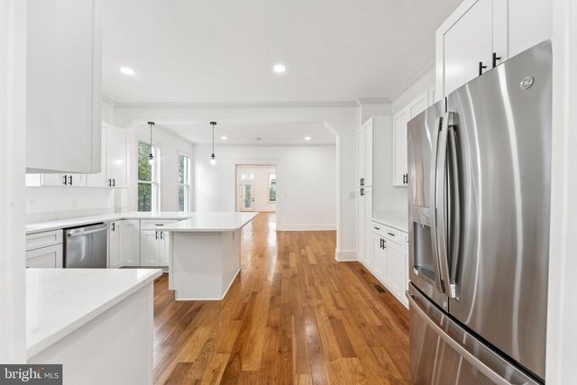 2105 4TH ST NE, Washington, DC 20002