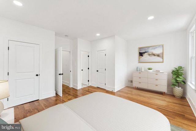 2105 4TH ST NE, Washington, DC 20002