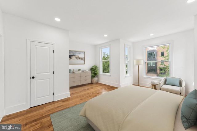 2105 4TH ST NE, Washington, DC 20002