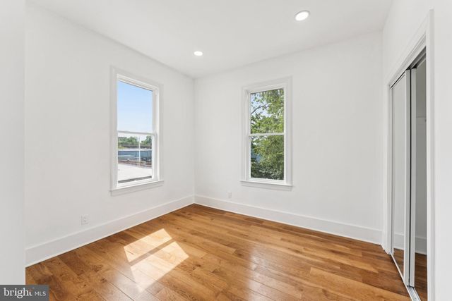 2105 4TH ST NE, Washington, DC 20002
