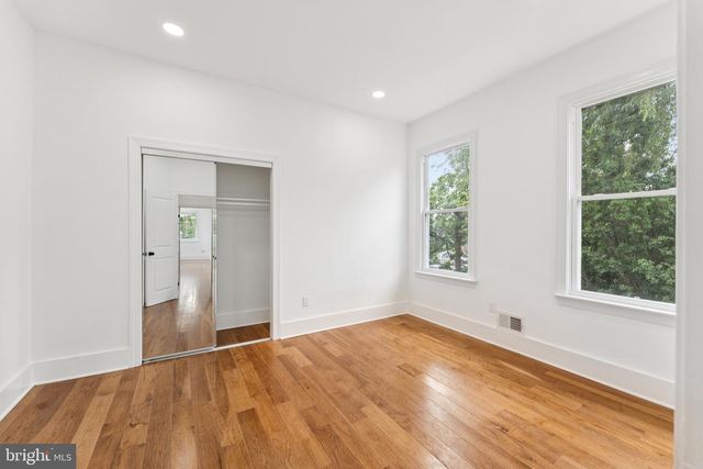 2105 4TH ST NE, Washington, DC 20002