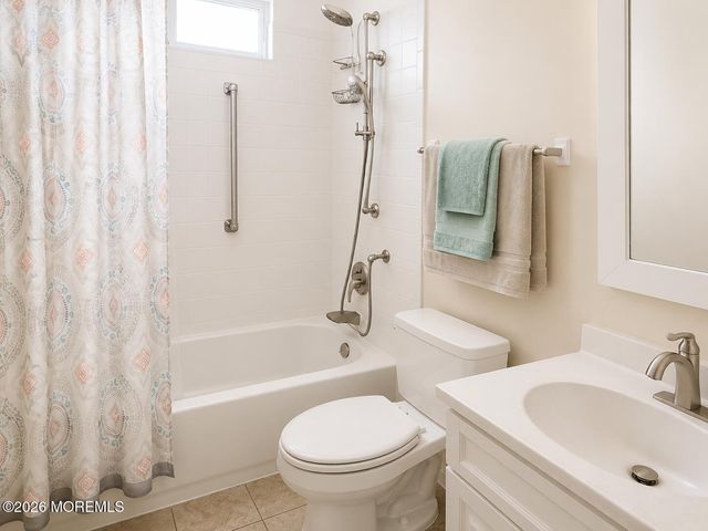 470A Chelsea Court, Manchester, NJ 08759