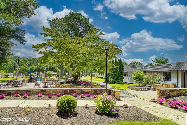 470A Chelsea Court, Manchester, NJ 08759