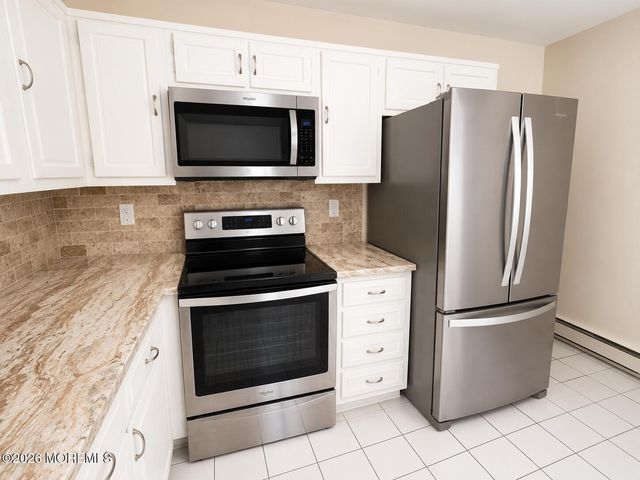 470A Chelsea Court, Manchester, NJ 08759