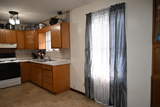 3036 W Lakewood Road, Fruitland Twp, MI 49461