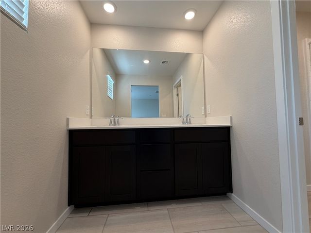 6276 Foxes Dale Street, Las Vegas, NV 89166