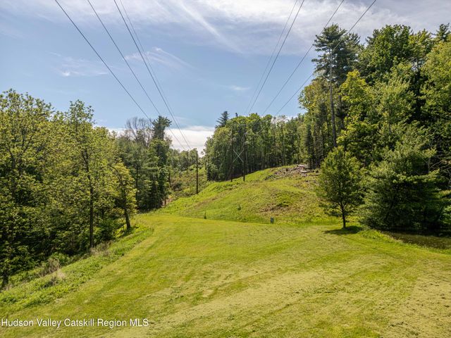 134 Irish Cape Road, Napanoch, NY 12458