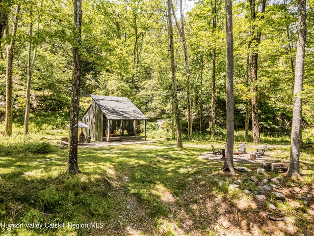 134 Irish Cape Road, Napanoch, NY 12458