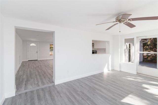 8026 HUNTERS WHIP ROW CIRCLE, Hudson, FL 34667