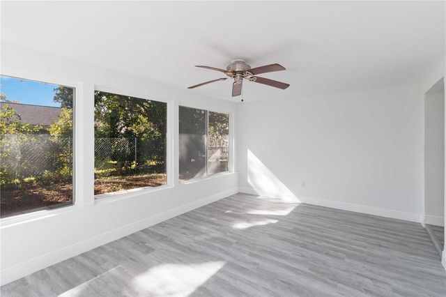 8026 HUNTERS WHIP ROW CIRCLE, Hudson, FL 34667