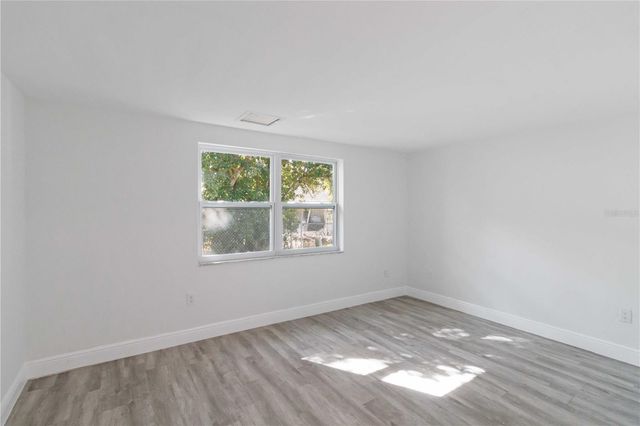 8026 HUNTERS WHIP ROW CIRCLE, Hudson, FL 34667