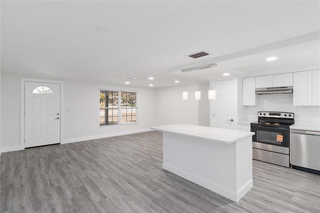 8026 HUNTERS WHIP ROW CIRCLE, Hudson, FL 34667