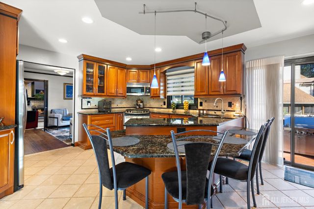 1 1st Avenue, Monroe, NJ 08831