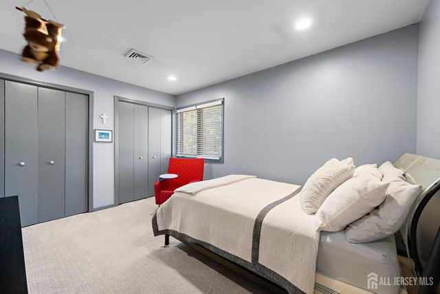 1 1st Avenue, Monroe, NJ 08831
