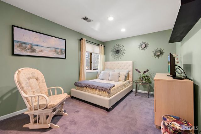 1 1st Avenue, Monroe, NJ 08831