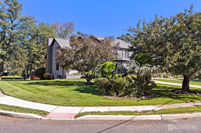 1 1st Avenue, Monroe, NJ 08831
