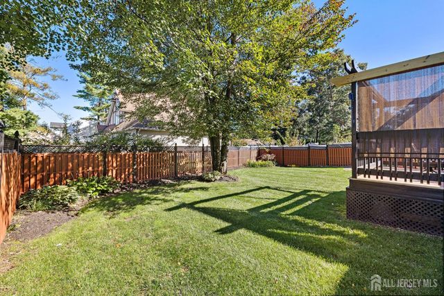 1 1st Avenue, Monroe, NJ 08831