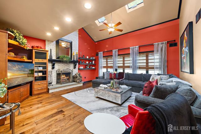 1 1st Avenue, Monroe, NJ 08831