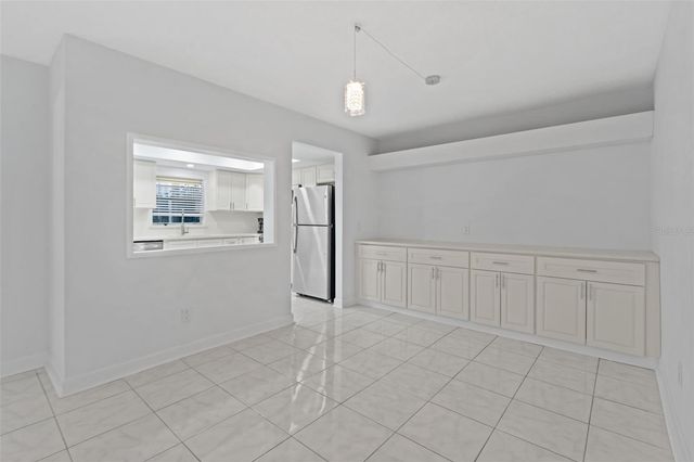 4700 COVE CIRCLE 102, St Petersburg, FL 33708