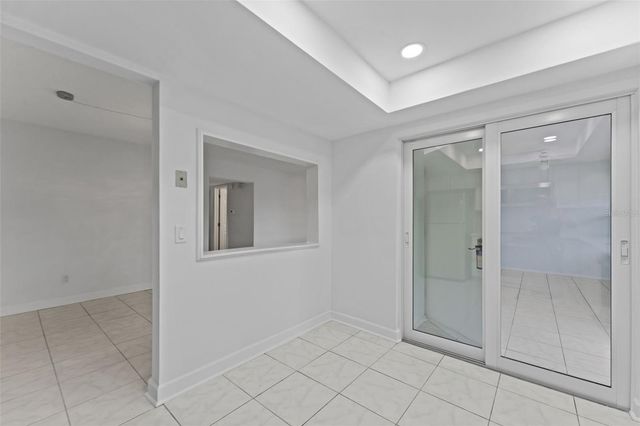 4700 COVE CIRCLE 102, St Petersburg, FL 33708