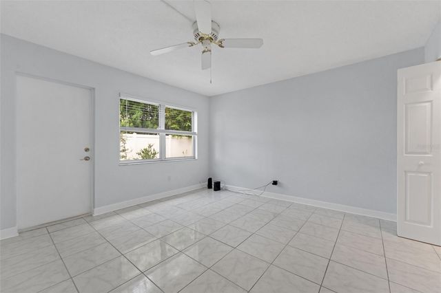4700 COVE CIRCLE 102, St Petersburg, FL 33708