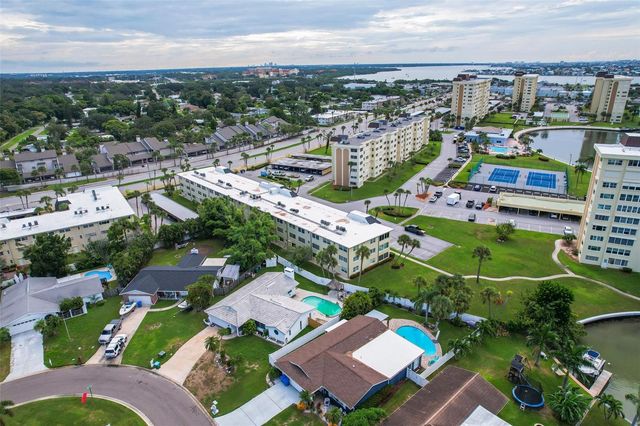 4700 COVE CIRCLE 102, St Petersburg, FL 33708