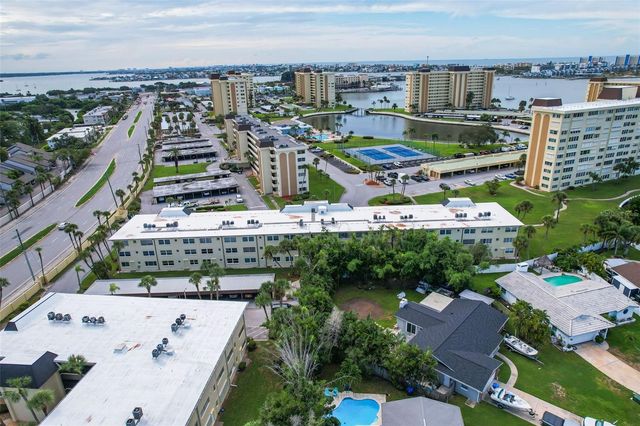4700 COVE CIRCLE 102, St Petersburg, FL 33708