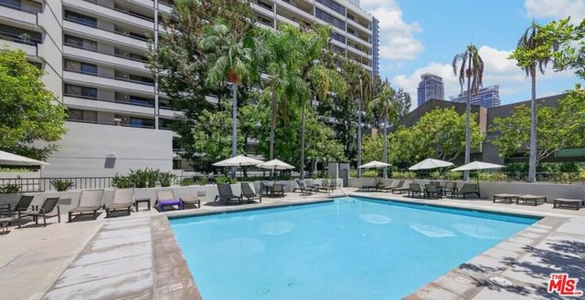 600 W 9th Street 1505, Los Angeles, CA 90015