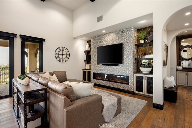 121 Avenida Pizarro, San Clemente, CA 92672
