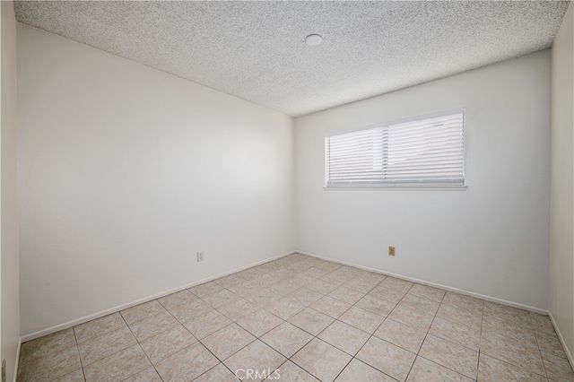 11261 Wayfield Road, Riverside, CA 92505