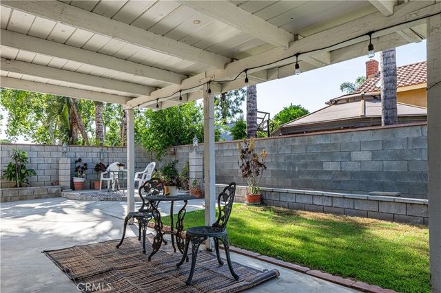 11261 Wayfield Road, Riverside, CA 92505