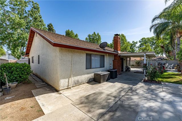 11261 Wayfield Road, Riverside, CA 92505