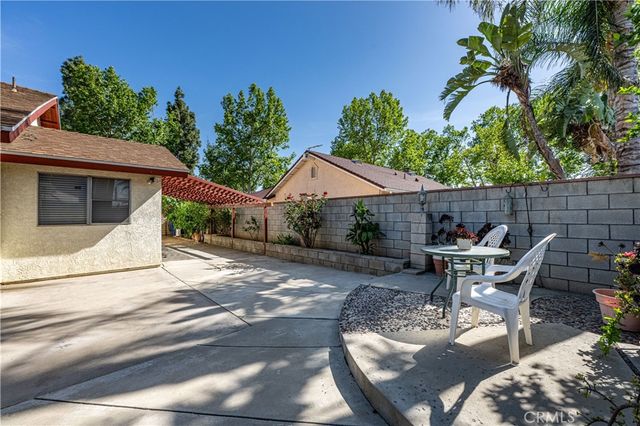 11261 Wayfield Road, Riverside, CA 92505